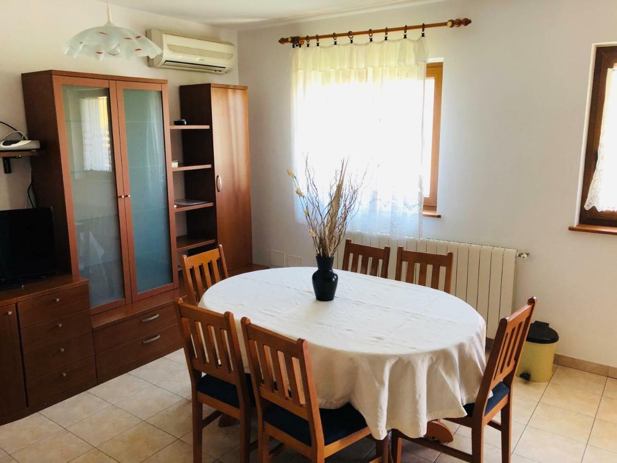 Appartement Rosita 1 à Rovinj Extérieur photo