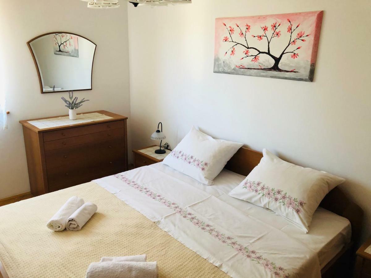 Appartement Rosita 1 à Rovinj Extérieur photo
