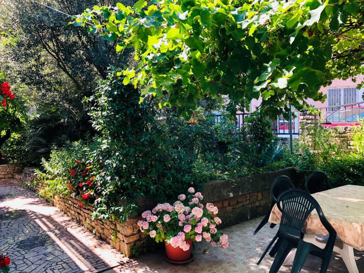 Appartement Rosita 1 à Rovinj Extérieur photo